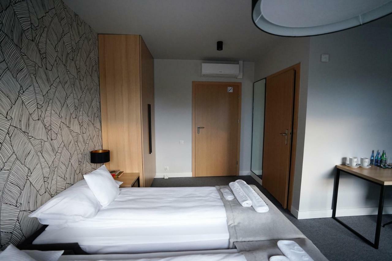 Kamienica Nr 6 Aleksandrów Lódzki Exterior foto