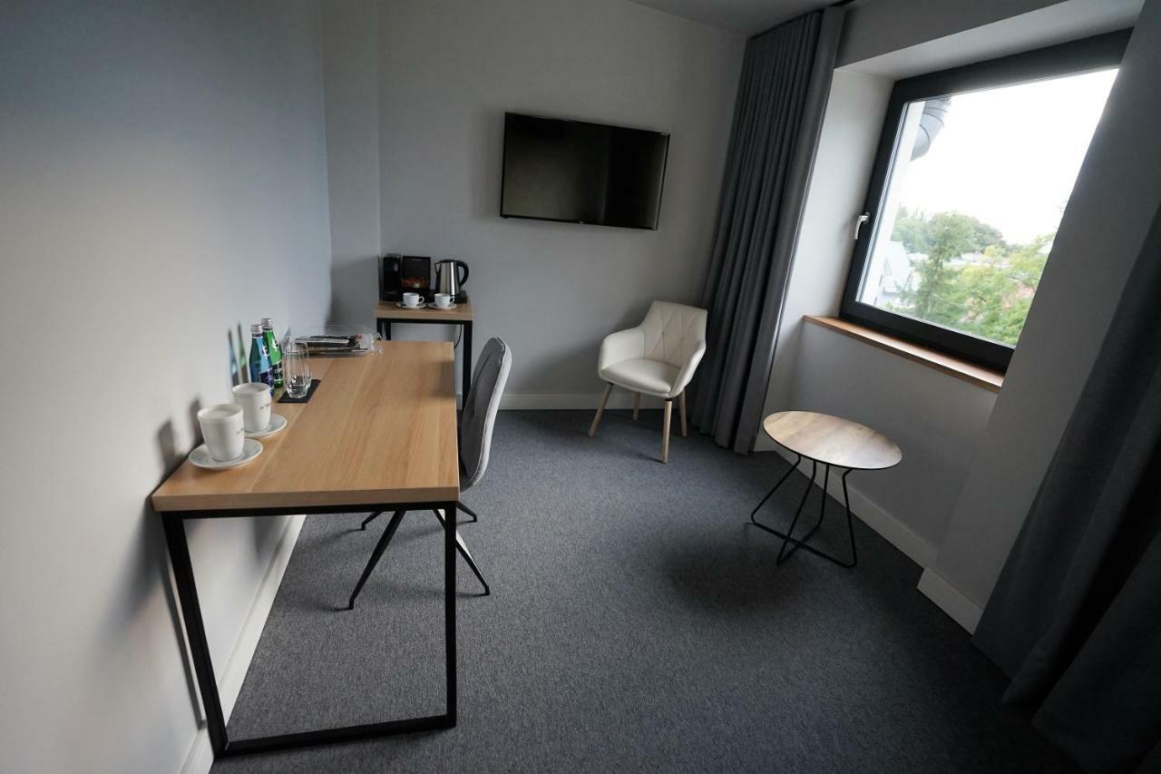 Kamienica Nr 6 Aleksandrów Lódzki Exterior foto