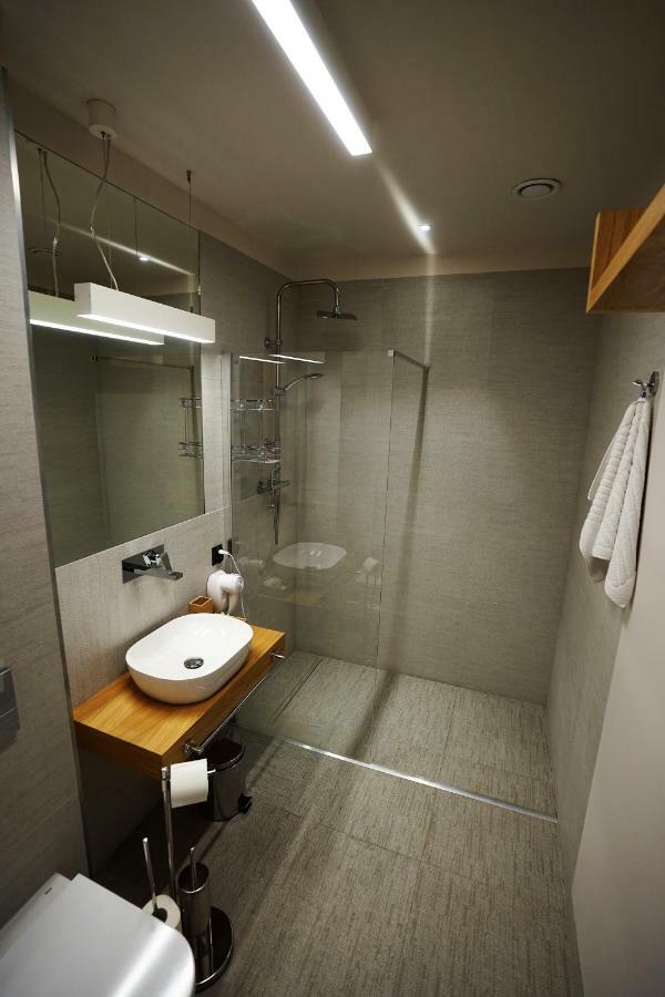 Kamienica Nr 6 Aleksandrów Lódzki Exterior foto